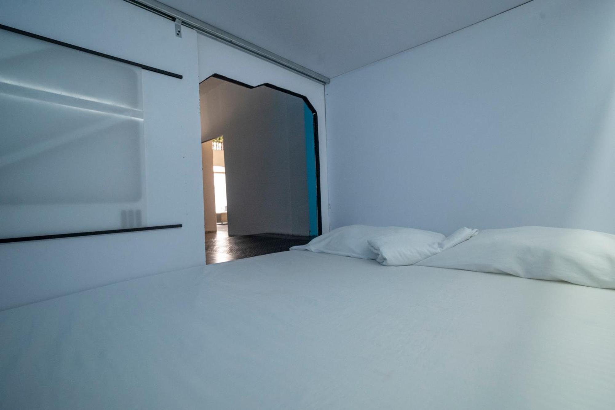 Capsulas 24 Guest house