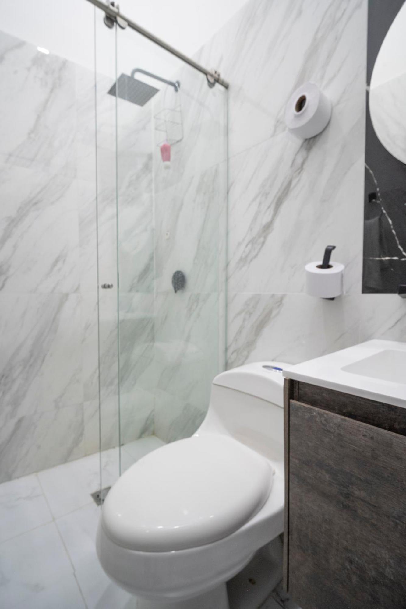 Capsulas 24 Guest house *