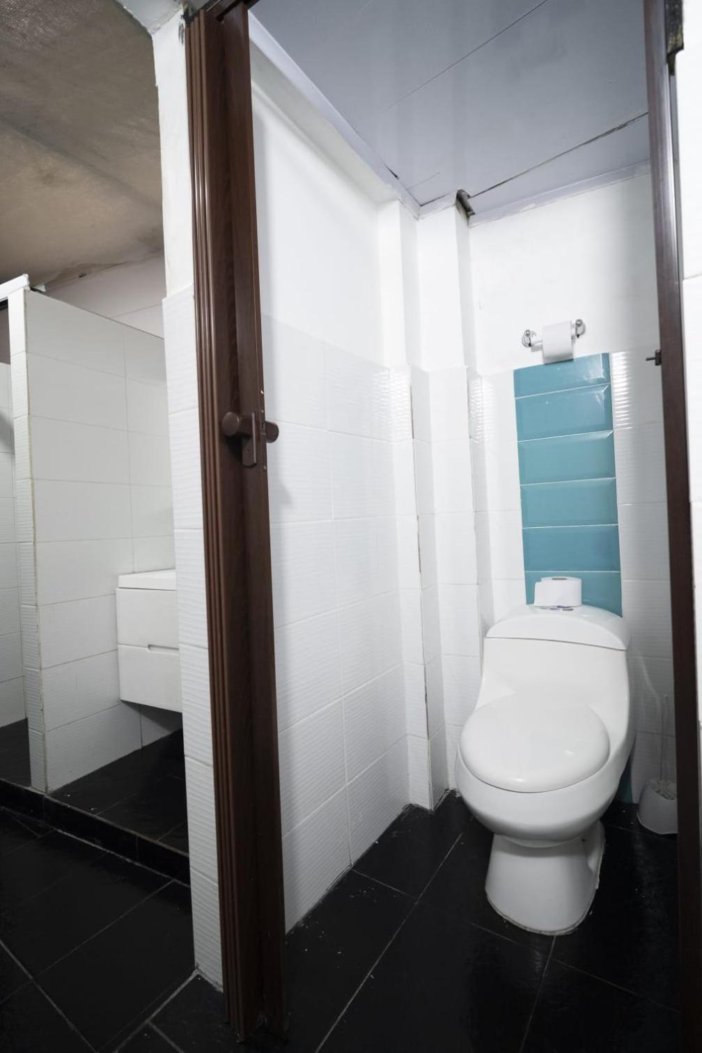 Capsulas 24 Guest house *